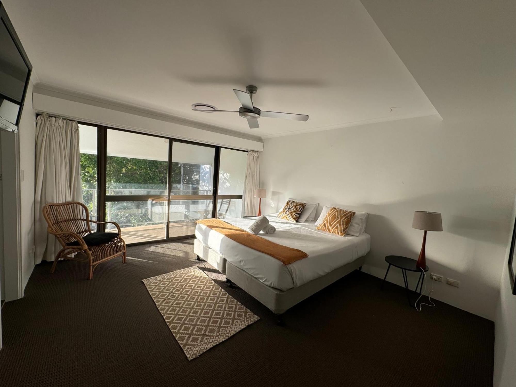 Le Court Villas Noosa Heads Exterior photo